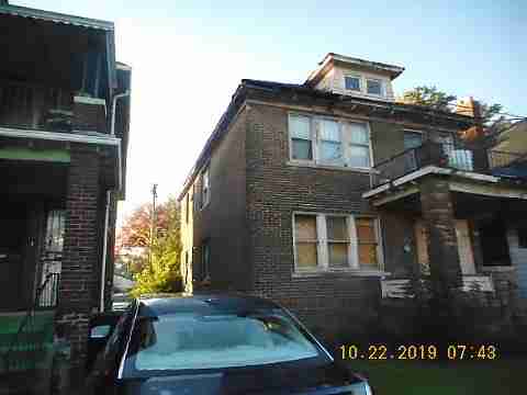 2451 Glendale (2)_m.jpg